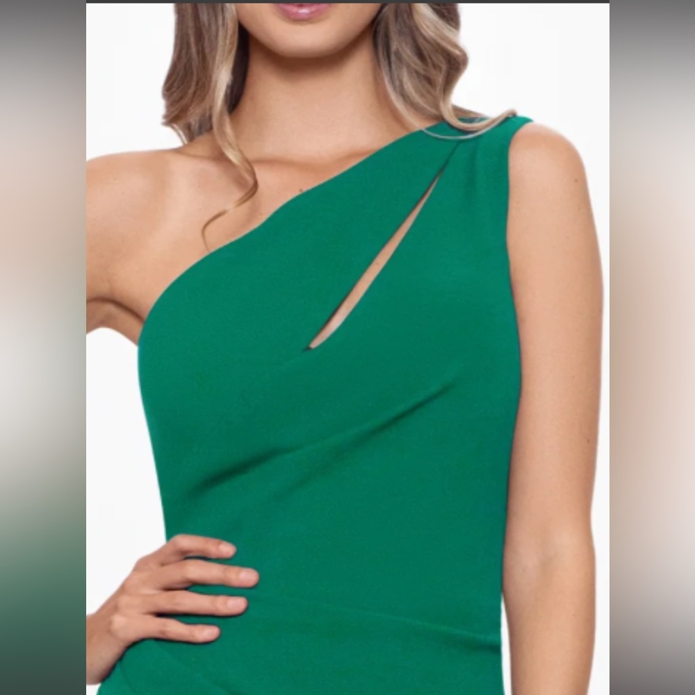 “True” long one shoulder side ruche dress - Picture 3 of 5